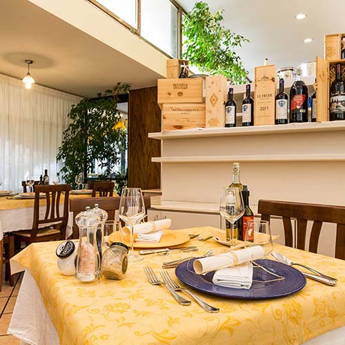 Hotel San Carlo con ristorante per cena a Marina di Pietrasanta 